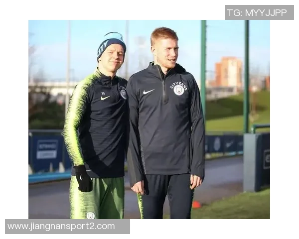 戴维斯参与合练复出在即穆西亚拉预计明年初回归球队