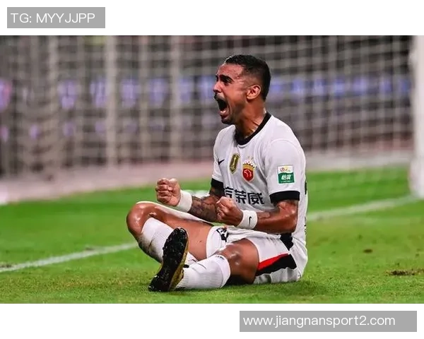 穆斯卡特警告球队打平心态危险莱昂纳多与加布里埃尔重返合练状态 穆斯卡特警告球队打平心态危险莱昂纳多与加布里埃尔重返合练状态