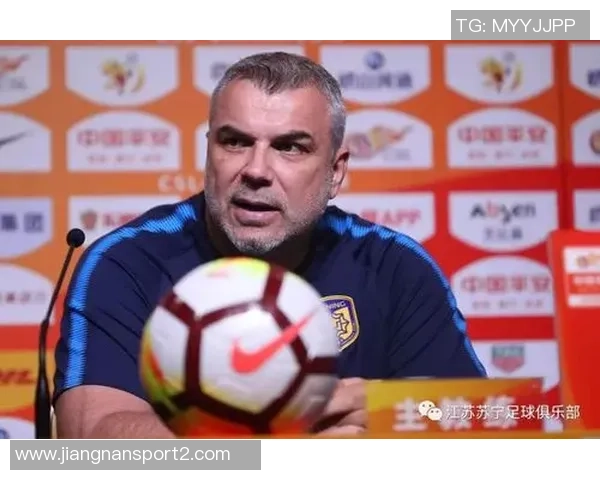 拜仁欧冠海报发布奥利塞比朔夫尤尔曼亮相展现球队风采