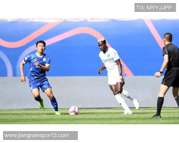 崔鹏谈欧洲足球选材标准强调身体素质国内高水平比赛亟待提升 崔鹏谈欧洲足球选材标准强调身体素质国内高水平比赛亟待提升