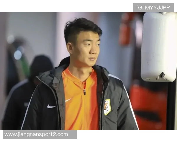 山东球迷因被戴琳拖欠救命钱昏迷四天ICU费用高昂令人心痛